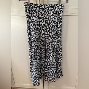 Zara Floral Black and White Midi Skirt Size S